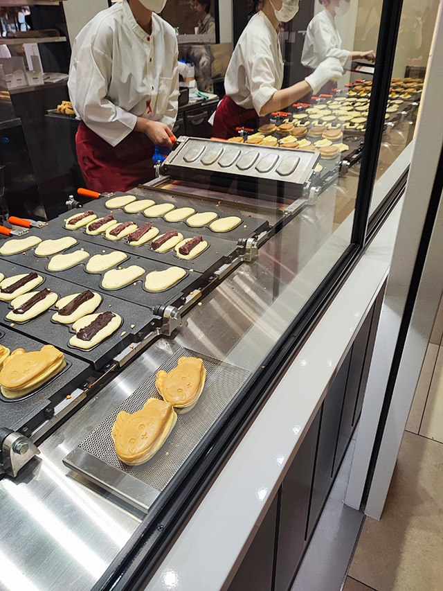 ちいかわ焼き 製造風景