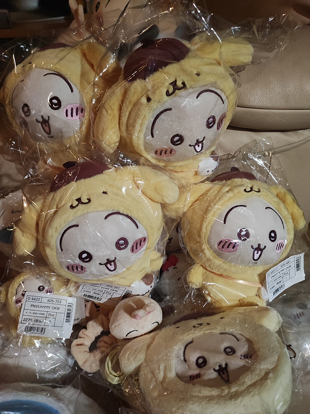 ちいかわ サンリオコラボ うさぎさんたくさん