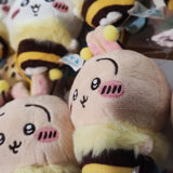 ちいかわ　ハチさんぬいぐるみ
