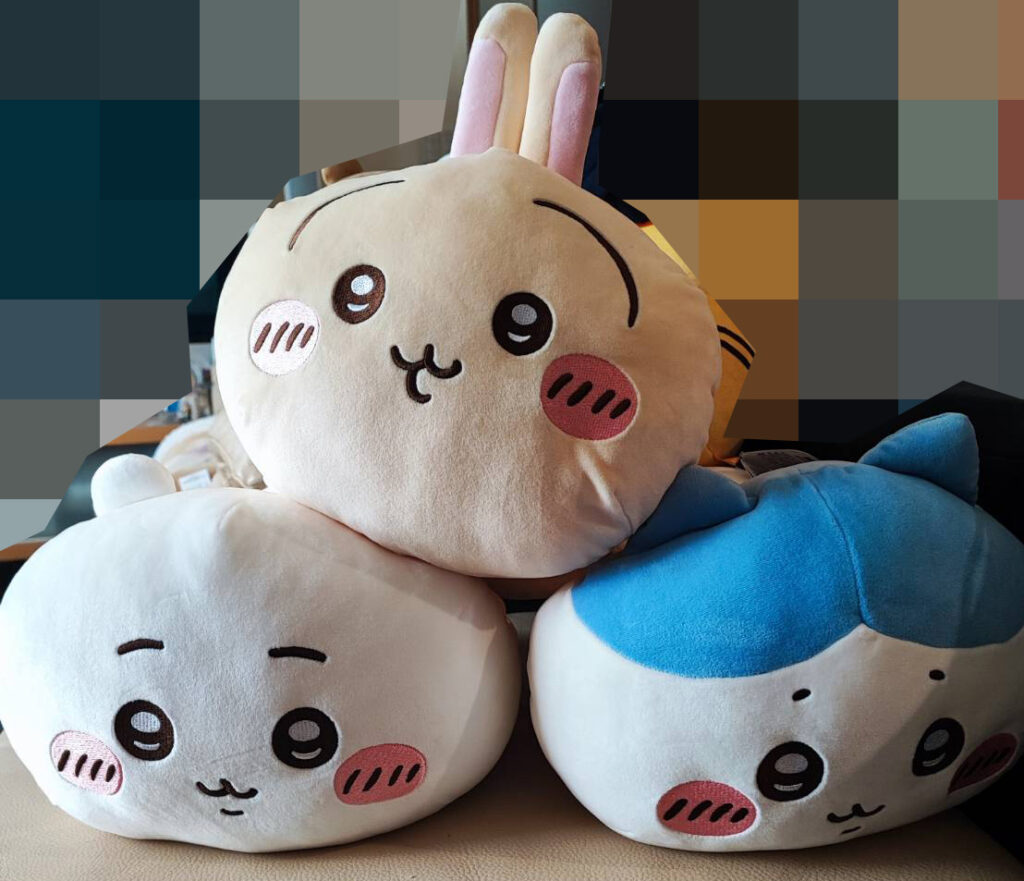 ちいかわ　ねそべりぬいぐるみ　ビッグ