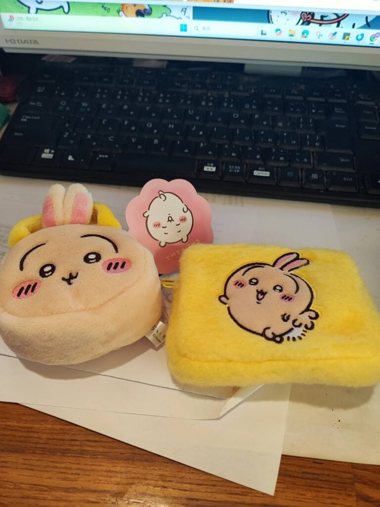 ちいかわ　ポーチ　ミニトート　うさぎ
