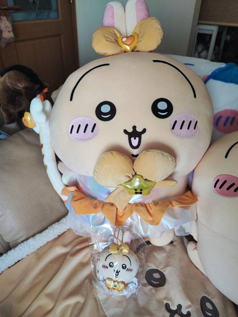 遂にヤツが来た!ちいかわ まじかるちいかわ 超BIG!おすわりぬいぐるみ うさぎ