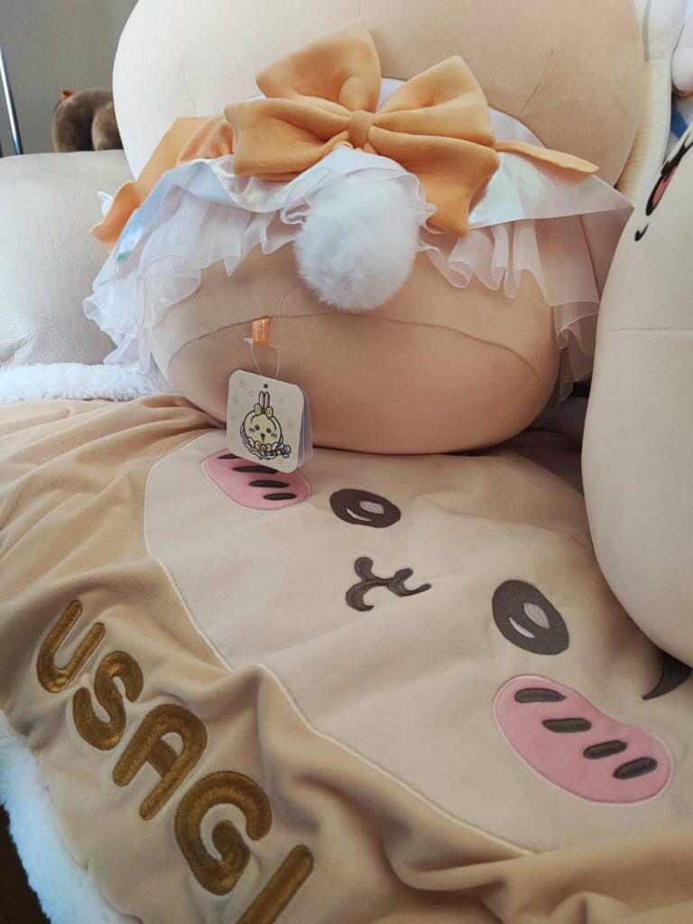 ちいかわ まじかるちいかわ 超BIG!おすわりぬいぐるみ うさぎ